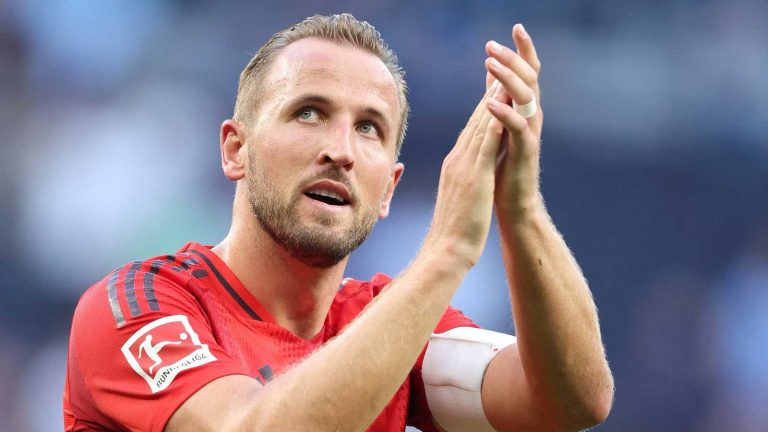 WATCH: Pure class from Harry Kane! Bayern Munich striker refuses to lift a trophy at Tottenham Hotspur stadium after beating Spurs in pre-season