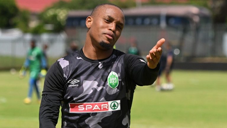 Big blow for Kaizer Chiefs: Amakhosi target Riaan Hanamub signs new deal with AmaZulu – Report