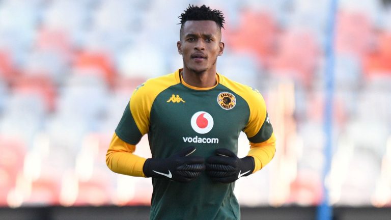 Kaizer Chiefs legend backs Fiacre Ntwari to be number one goalkeeper at Amakhosi – 'Bruce Bvuma did not fully grab his opportunity'