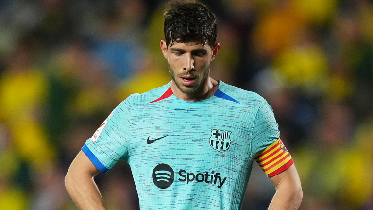 VIDEO: Barcelona captain Sergi Roberto breaks down in tears during farewell speech before reuniting with former team-mates Xavi, Carles Puyol and Gerard Pique