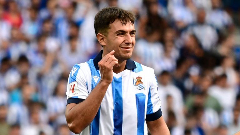 Martin Zubimendi transfer news: How Real Sociedad are trying to convince Liverpool target to reject Anfield move