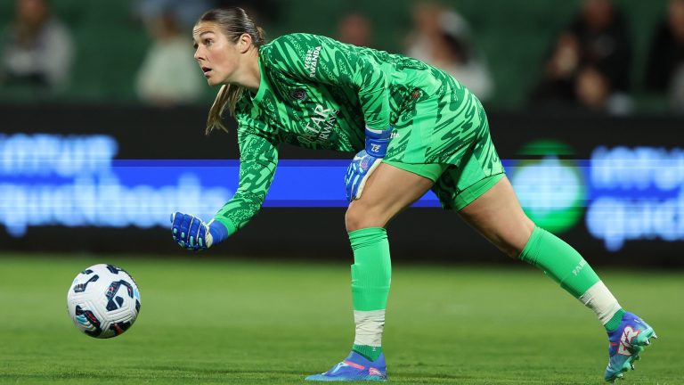 'Good step' – Mary Earps reflects on her PSG debut as Lionesses star keeps clean sheet on bow against West Ham