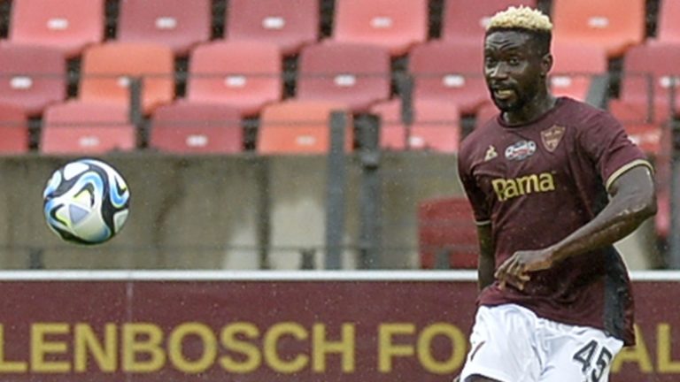 Stellenbosch FC make decision over want-away Ismael Olivier Toure as Orlando Pirates and Mokwena's Wydad Athletic Club reportedly join Kaizer Chiefs in battle to sign Ivorian star