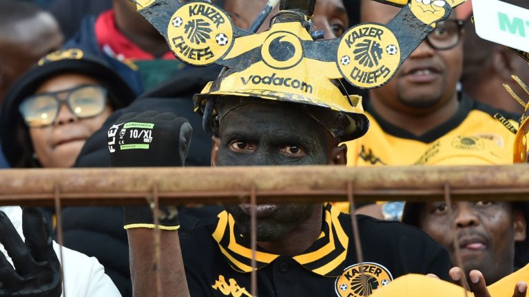 Kaizer Chiefs fans prepared mentally – 'Amakhosi will take long time to build! They recruited from smaller teams inferior to Orlando Pirates & Mamelodi Sundowns'