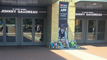 Blue Jackets fans mourn death of Gaudreau at Nationwide Arena memorial