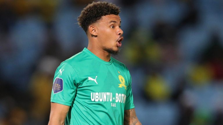 Mamelodi Sundowns goalkeeper Ronwen Williams 'better than Andre Onana & Edouard Mendy', claims former Kaizer Chiefs shot-stopper