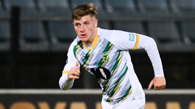 Why transfer of Bradley Cross, the new Bradley Carnell, would be 'a very good signing' for Kaizer Chiefs