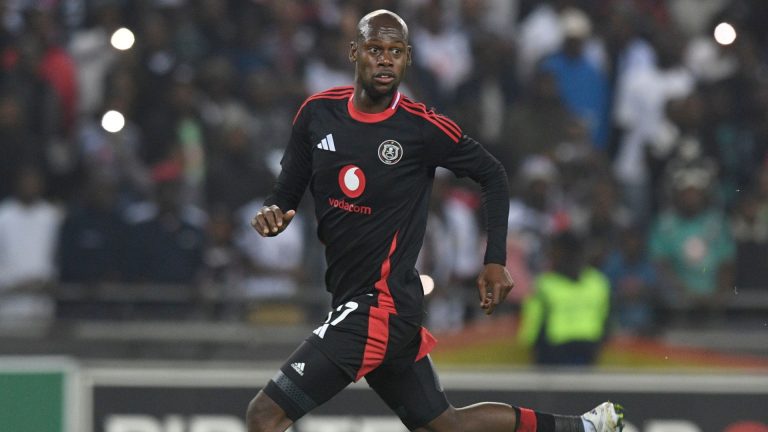 Is this the rebirth of Evidence Makgopa? Jose Riveiro hails Orlando Pirates forward after he overshadows Tshegofatso Mabasa with after brace against Polokwane City