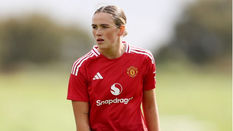 Manchester United have a new superstar! Grace Clinton punishes Everton as Marc Skinner's side continue perfect start