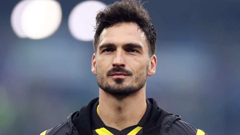 Mats Hummels finally has a new club! Roma announce signing of Borussia Dortmund icon & World Cup winner on one-year deal