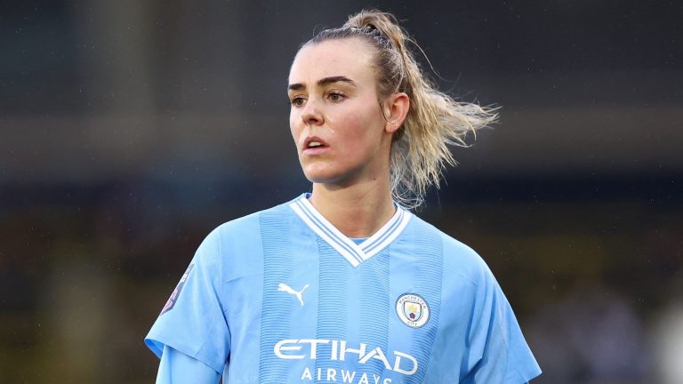 Huge boost for Man City as Jill Roord returns to squad after eight months out with ACL injury