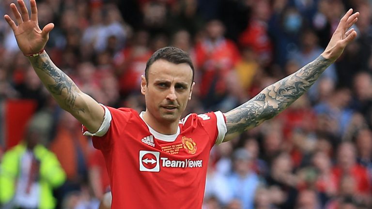 ‘F*** off, we’re going to United’ – Dimitar Berbatov reveals what he told agent when Man City tried signing him in 2008