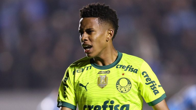 Estevao 'Messinho' Willian's agent explains where Chelsea want Brazilian wonderkid to play after he completes move from Palmeiras