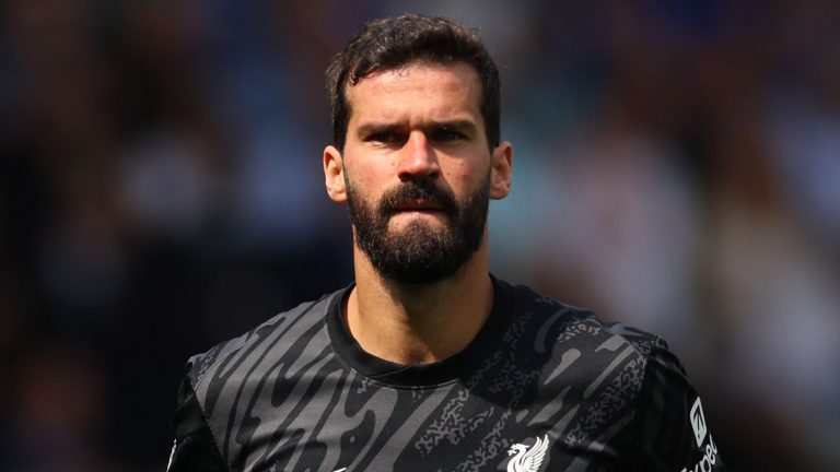 'A slight issue' – Arne Slot reveals goalkeeper Alisson is a doubt for Bournemouth clash, with wantaway Caoimhin Kelleher on standby