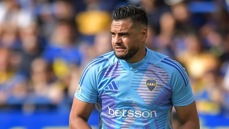 'I lost my mind' – Ex-Man Utd goalkeeper Sergio Romero suspended by Boca Juniors for shocking fan altercation after River Plate defeat