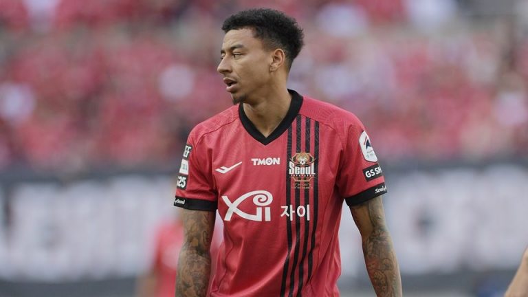 VIDEO: Jesse Lingard needs to learn Korean! Ex-Man Utd star tries to deliver rousing 'win the league' speech to FC Seoul squad but translator awkwardly keeps interrupting