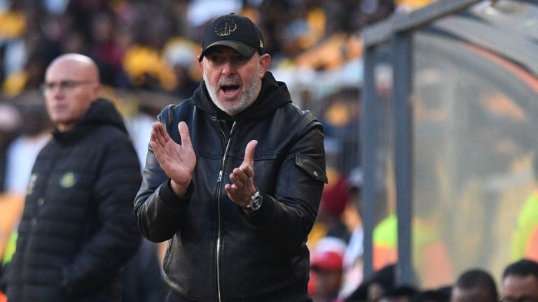 'Not a magician! Nasreddine Nabi is talking to Kaizer Chiefs’ bottle-throwers and for safety reasons, he better not mention Mamelodi Sundowns but should start by beating TS Galaxy' – Fans