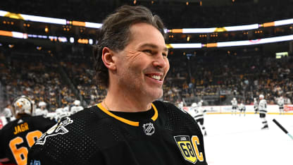 Jagr starts 37th season, has assist in Rytiri Kladno loss