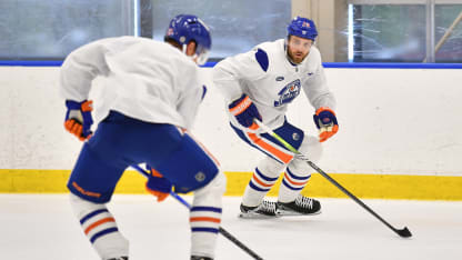 BLOG: Oilers begin to arrive in Edmonton for informal skates