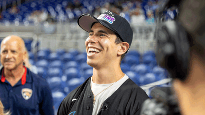 BLOG: Rodrigues throws first pitch as Marlins celebrate ‘Panthers Night’