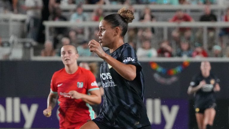 USWNT star Trinity Rodman leaves Washington Spirit match in wheelchair after suffering back injury