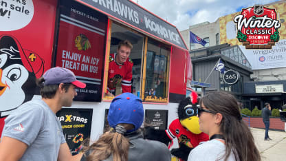 Vlasic of Blackhawks talks 2025 Winter Classic in visit to Wrigley Field